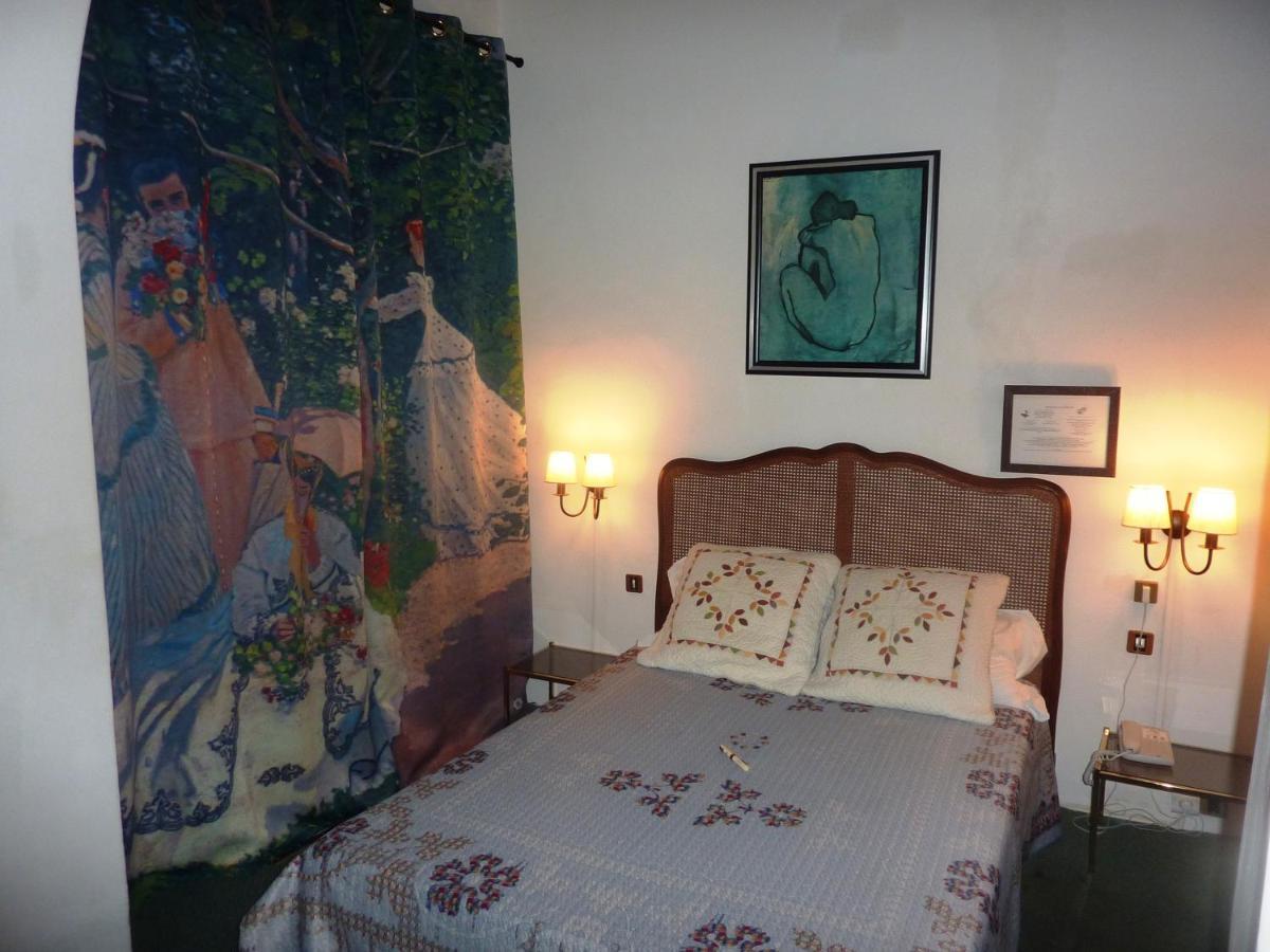 Hotel Du Fiacre Carpentras Zimmer foto